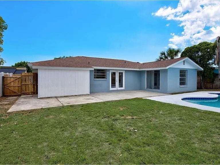 8223 Drycreek Dr — Photo 20