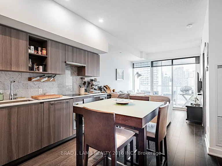 19 Bathurst St #3208 — Photo 6
