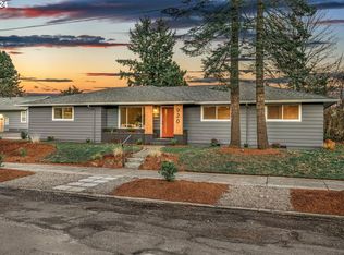 920 SE 84th Ave, Portland, OR 97216
