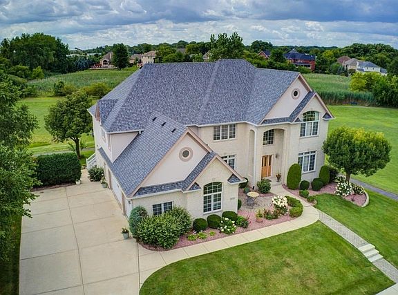 2nd image of 15724 Glenlake Dr
