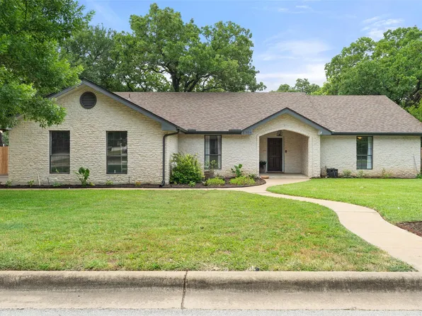 3701 Indian Point Dr, Austin, TX 78739