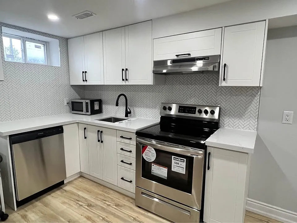 105 Stewart Avenue Cambridge — Photo 4