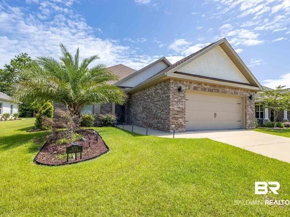 9721 Lakeview Dr, Foley, AL 36535