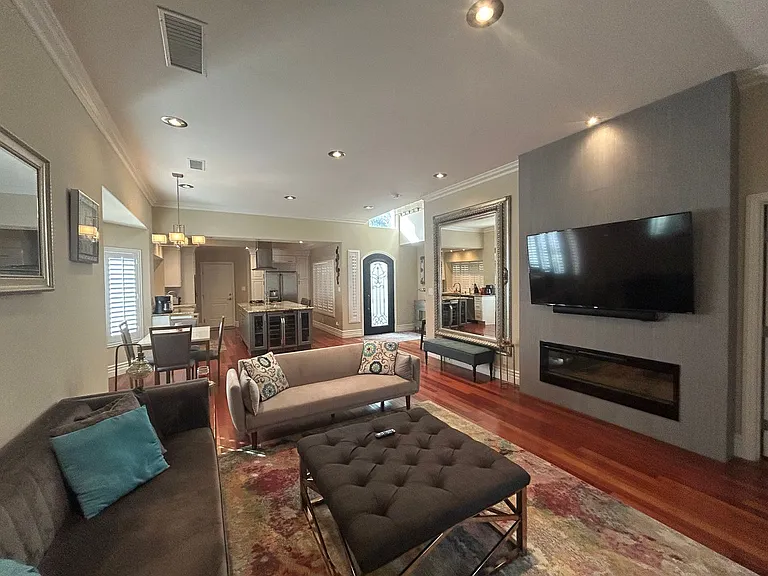 7060 Big Springs Ct — Photo 13