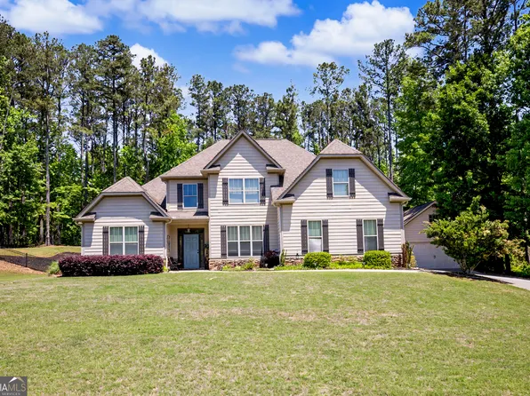371 Timber Creek Estates Dr, Sharpsburg, GA 30277