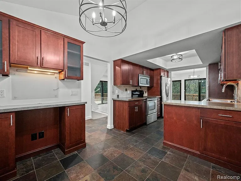 2971 Moon Lake Dr — Photo 12