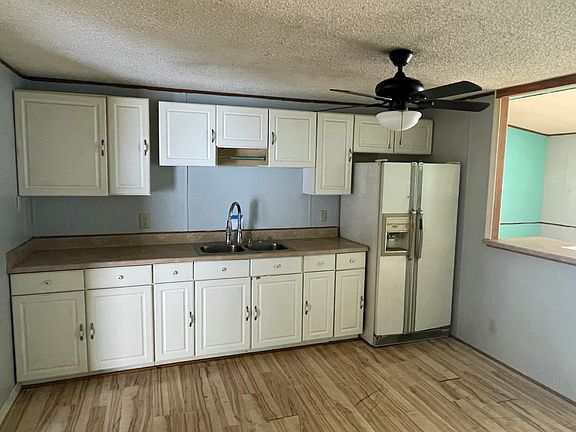 4th image of 4334 Iverson Dr
