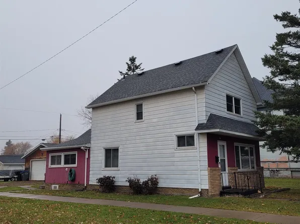 2131 Banks Ave, Superior, WI 54880