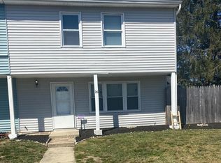 16 Locust Ct, Sicklerville, NJ 08081