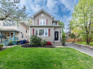 166 Valley Rd, Montclair, NJ 07042
