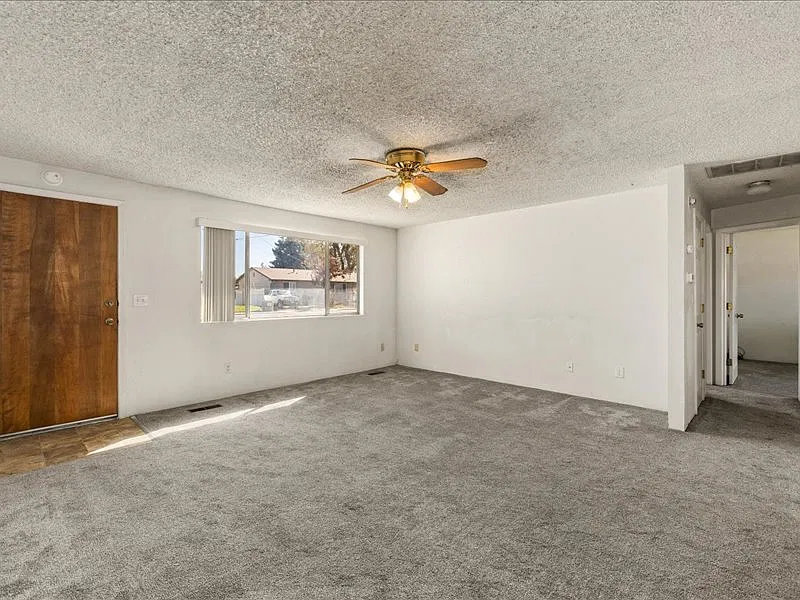 2 bed, 1020 sqft, $1,595 — Photo 4