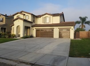 7071 Gale Ln, Corona, CA 92880