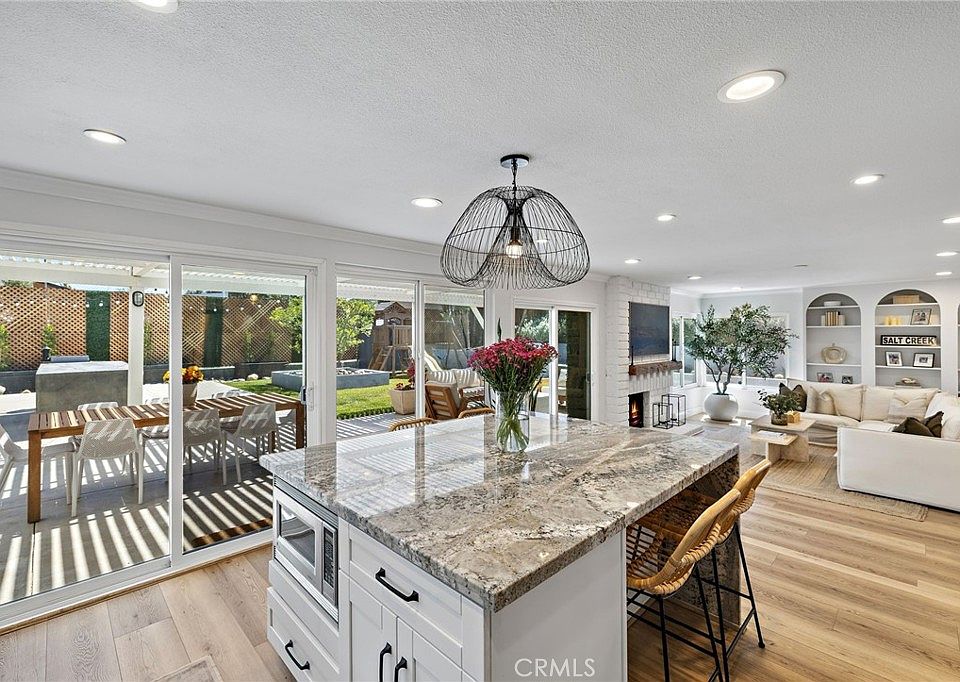 1st image of 25392 Neptune Dr