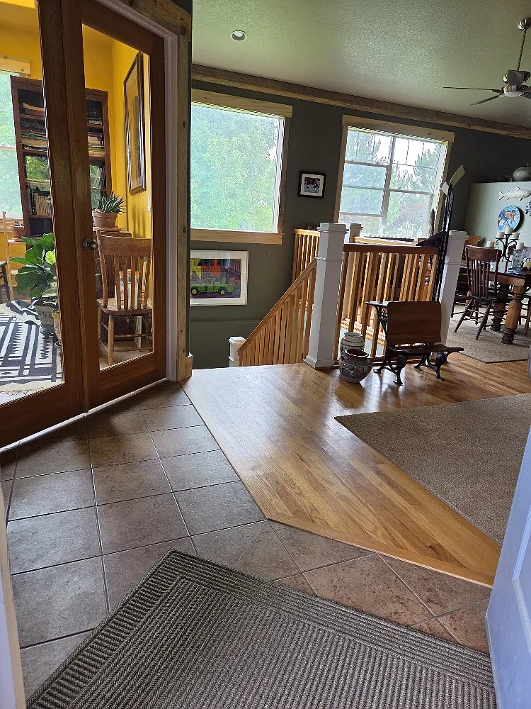 2 bed, 1400 sqft, $1,600 — Photo 2