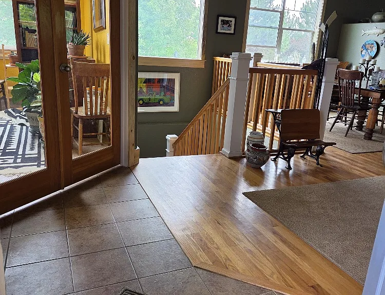 3477 Cottonwood Cir — Photo 2