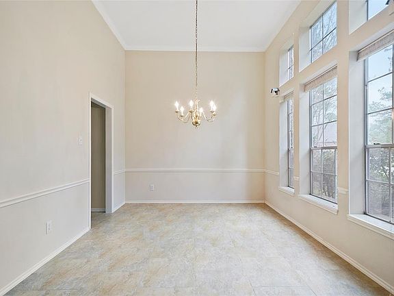 4th image of 18303 Bluewater Cove Dr