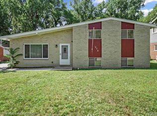 274 Beaver St, Brighton, MI 48116