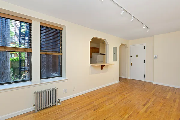 Rented by ZENYC LLC | media 12