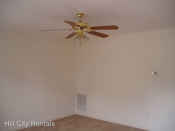3rd image of 6024 Igloe Dr APT 25