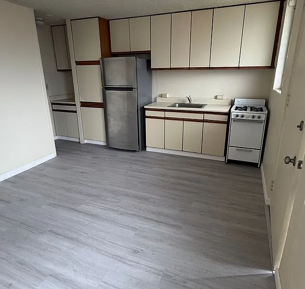 1454 Pele St — Photo 3