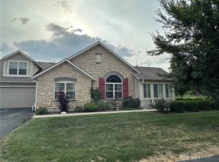 153 Scarborough Village Dr, Dayton, OH 45458