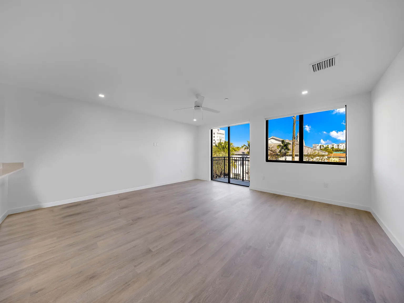 Studio, $1,805 — Photo 2