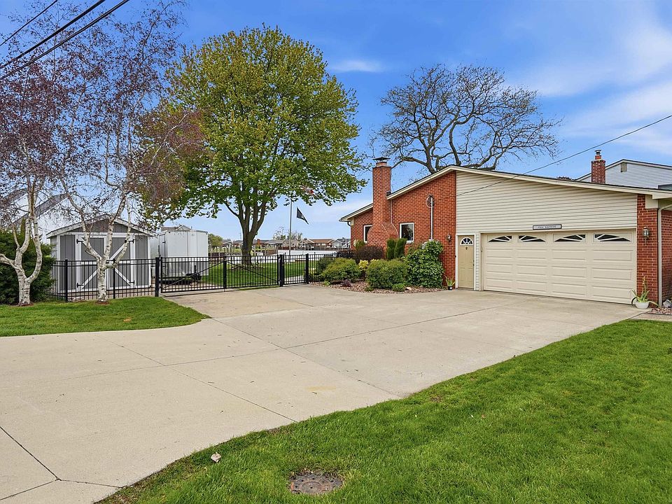 32160 S River Rd, photo 29