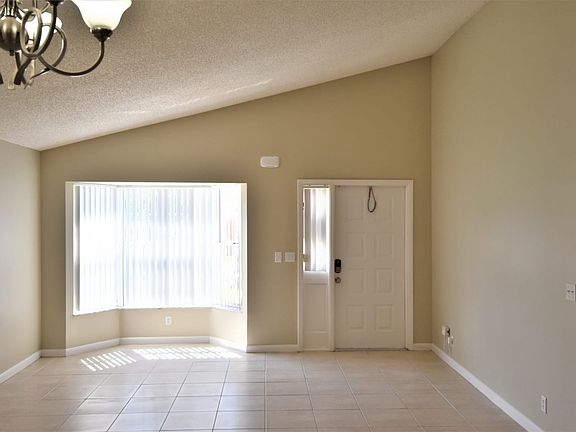 4th image of 9917 NW 45th St