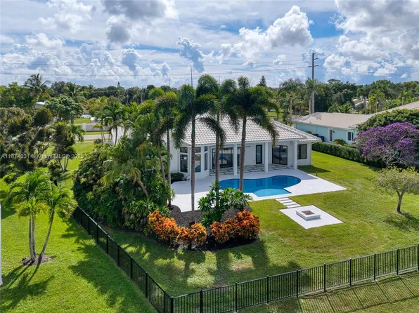 18573 Lakeside Gardens Dr, Jupiter, FL 33458