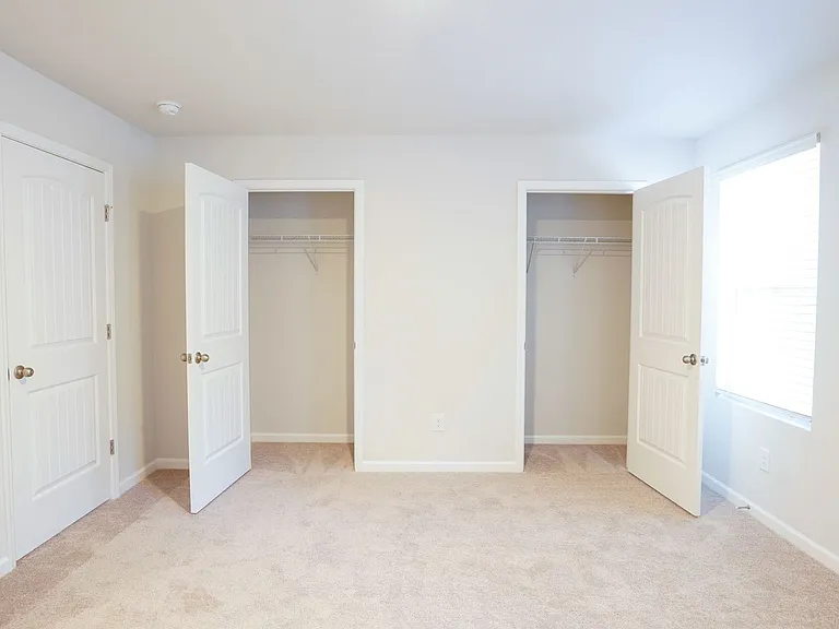 129 Cecil Rd — Photo 14