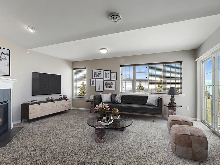 Hampton Phase III Living Room
