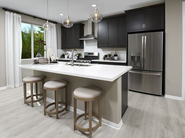 aurora-colorado-349766659 picture