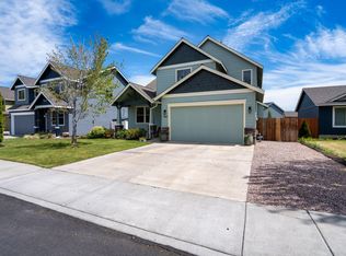 964 SW 25th Ln, Redmond, OR 97756