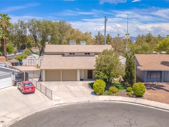 555 Sheffield Dr, Henderson, NV 89014