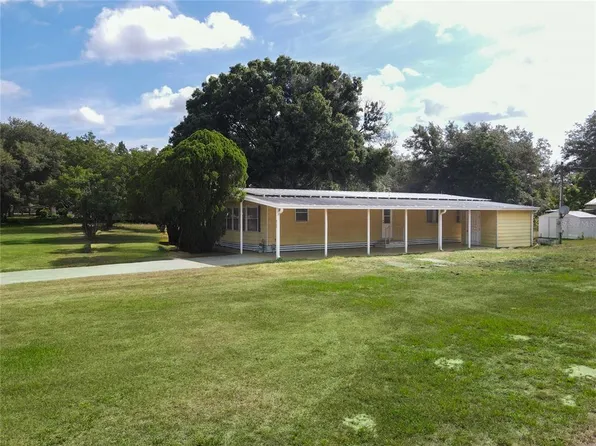 8122 Adel Ln, Zephyrhills, FL 33540