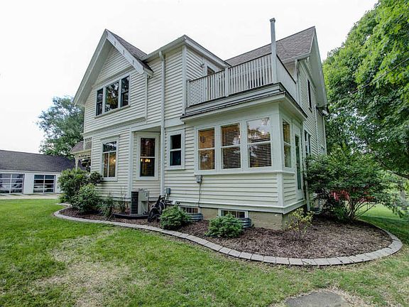 3rd image of W148N12340 Pleasant View Dr