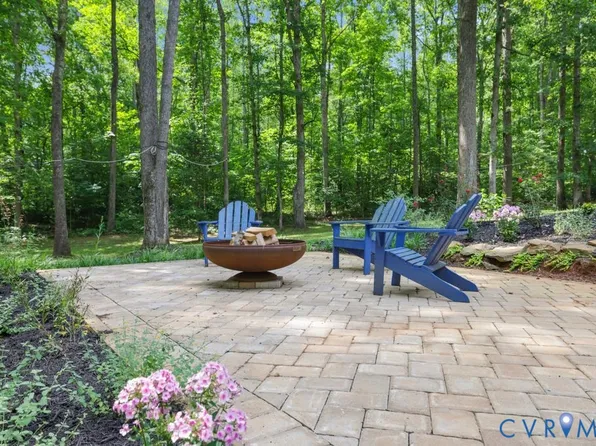 13134 Auburn Mill Ln, Glen Allen, VA 23059