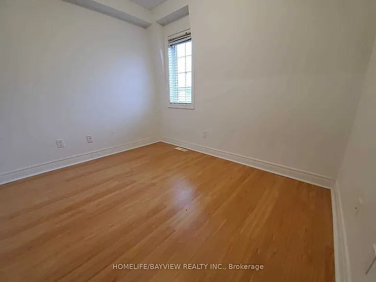 215 16th Ave #18 — Photo 15