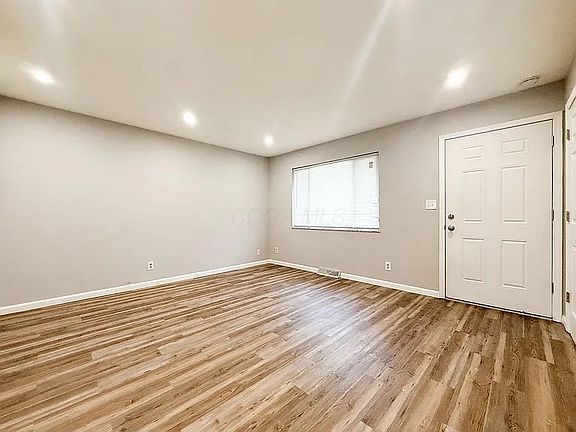 2nd image of 1826 Bairsford Dr #1826