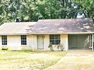 6560 Yorkshire Rd, Horn Lake, MS 38637