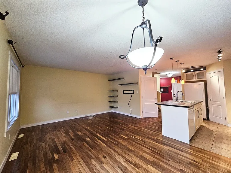 1383 Rutherford Rd SW — Photo 22