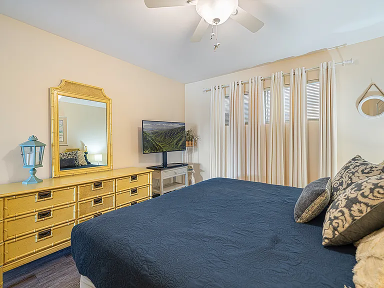 Gulf Terrace Dr — Photo 10