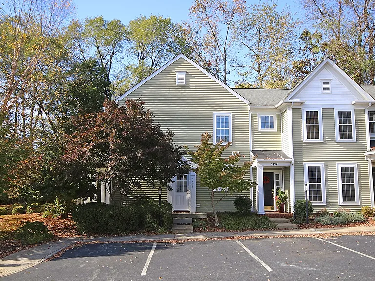 5496 Hill Top St — Photo 11