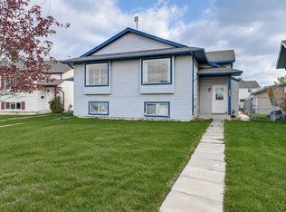 7209 SW 105th St, Grande Prairie, AB T8W2S6
