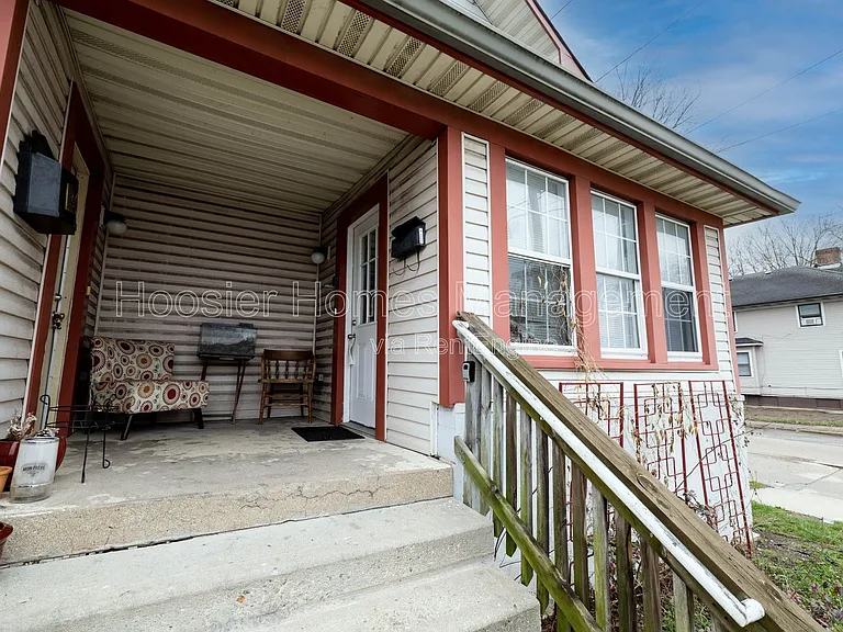 2901 N Talbott St — Photo 3