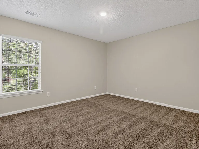 1016 Deerberry Rd — Photo 28