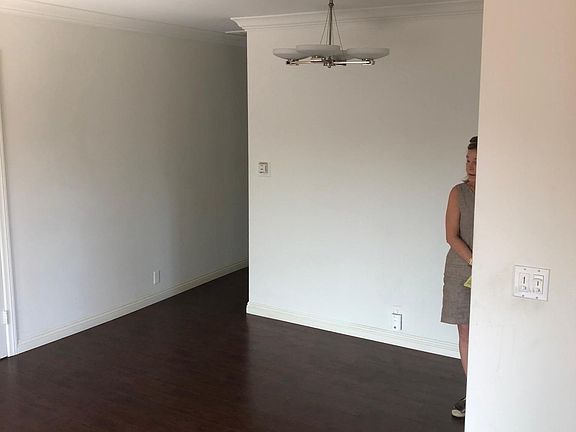 2nd image of 14413 Weddington St APT 4
