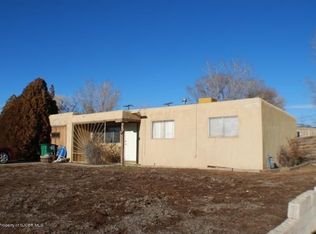 3902 Sierra Vista Dr, Farmington, NM 87402