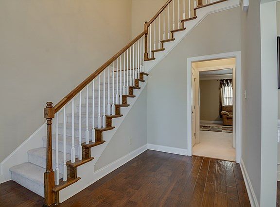 3rd image of 1762 Deer Chase Ln