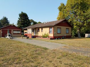 3284 Trinity St, Fortuna, CA 95540